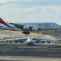 "طيران الإمارات" رفضت طلب مطار هيثرو في لندن لخفض سعة رحلاتها