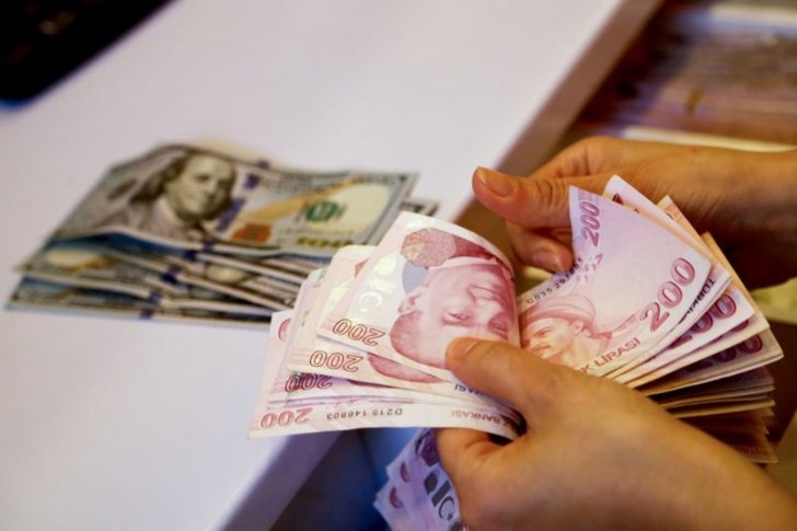 تراجع الليرة التركية إلى 15.16 أمام الدولار
