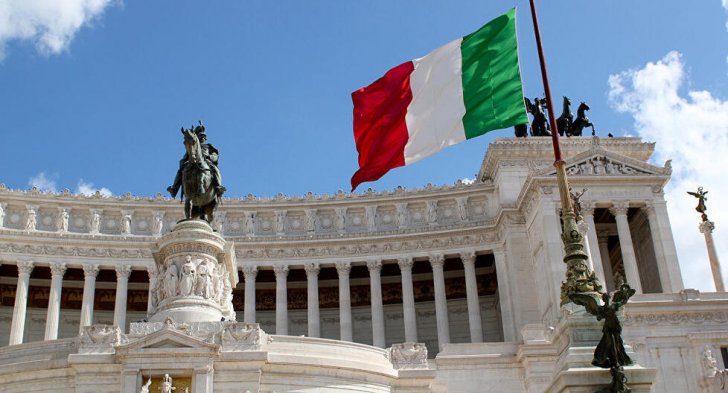 بلومبرغ: إيطاليا تدرس إقرار ميزانية إضافية بقيمة 25 مليار يورو لتمويل الحوافز الاقتصادية