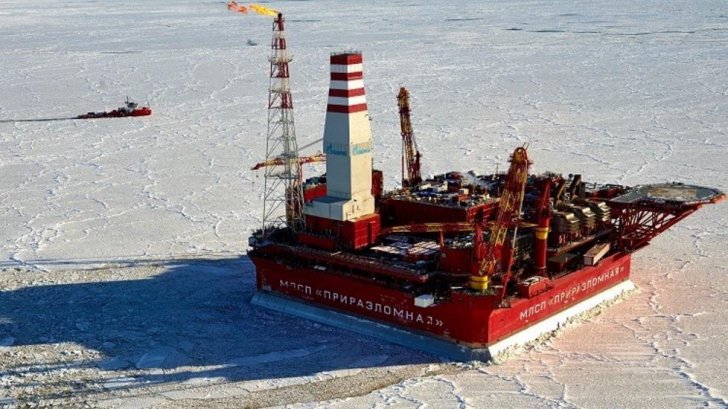 روسيا ترفع رسوم تصدير النفط إلى 77.5 دولار للطن في كانون الأول