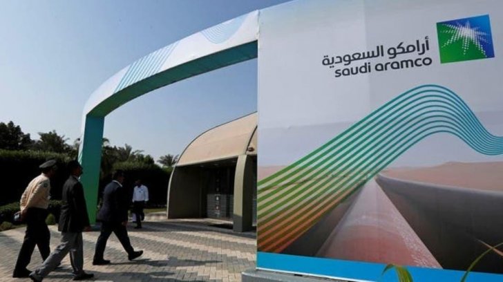 رويترز: أرامكو السعودية تخاطب بنوكا للحصول على قرض قيمته بين 12 و14 مليار دولار