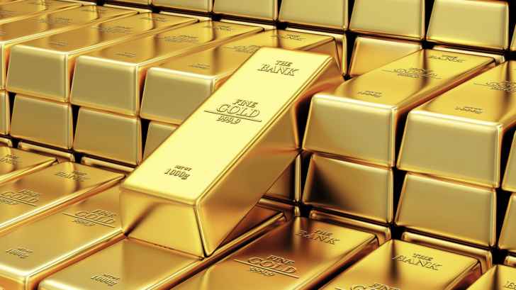 ارتفاع أسعار الذهب مع تراجع الدولار والفضة تقفز 7% في الولايات المتحدة الأميركية