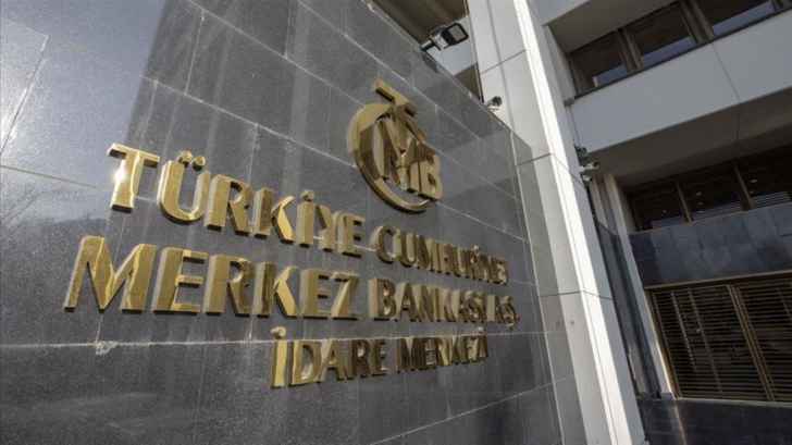 البنك المركزي التركي أعلن التدخل في الأسواق ببيع عملات أجنبية للحد من تهاوي قيمة الليرة التركية