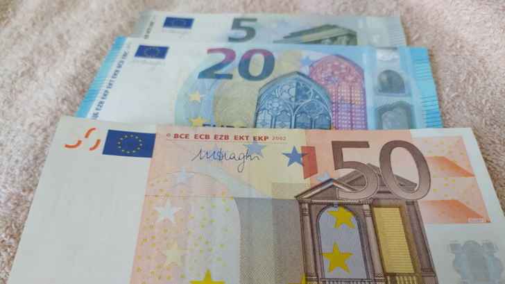 التضخم في منطقة اليورو وصل إلى مستوى قياسي وبلغ 8.9%