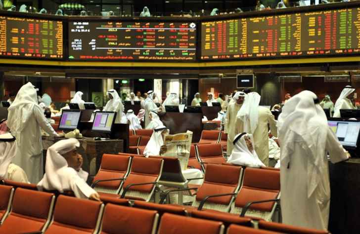تراجع المؤشر للسوق المالية في السعودية بنسبة 4 بالمئة وفي الكويت 3.9 بالمئة