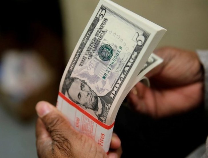 مصر تشهد موجة نزوح للدولار منذ بداية حرب أوكرانيا
