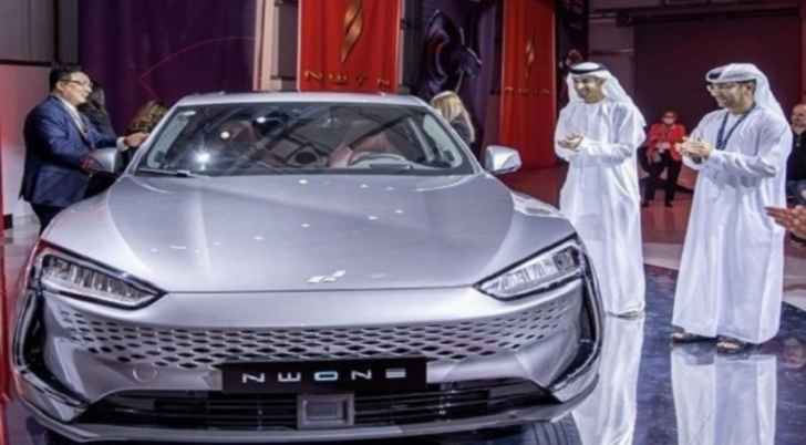 سلطات الإمارات تبني منشأة لتجميع السيارات الكهربائية في "كيزاد"